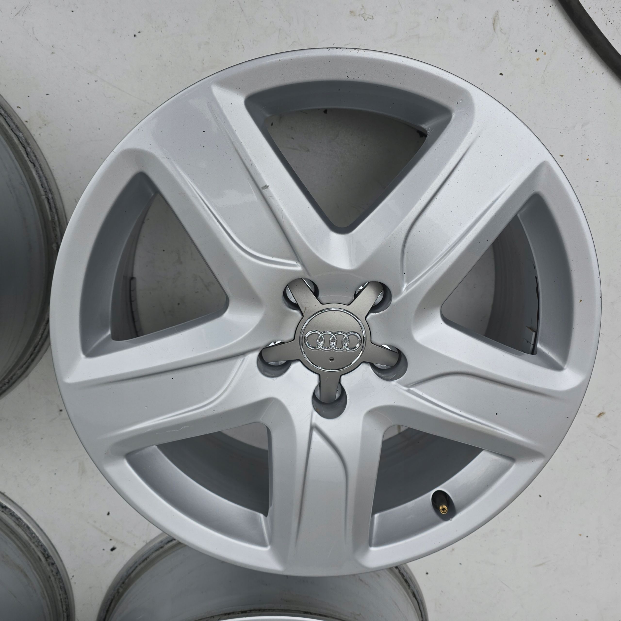 Audi A5 A6 C7 C8 S6 A7 A4 B8 B9 Q5 5x112 18'' ET38 7.0 4X