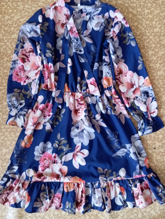 Плаття для дівчинки розмір 152 рожеве в горошок