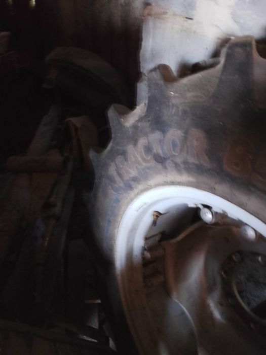 przednia os zetor 3320 oraz 5211 piasta