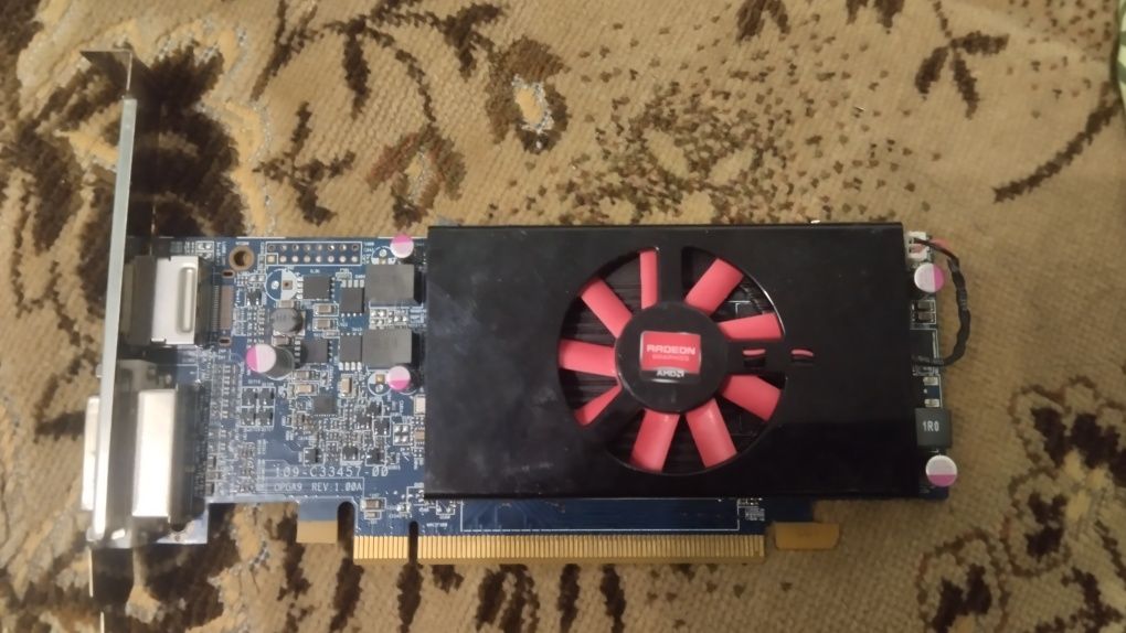 Видеокарта AMD Radeon HD 8490 1gb PCI-Ex DDR3 64bit (DVI + DP)