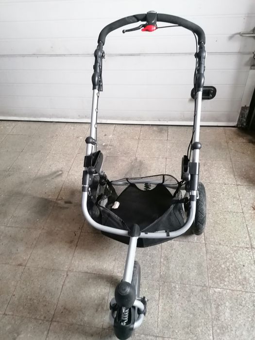 Trio Chicco Chassis + cadeira + ovinho