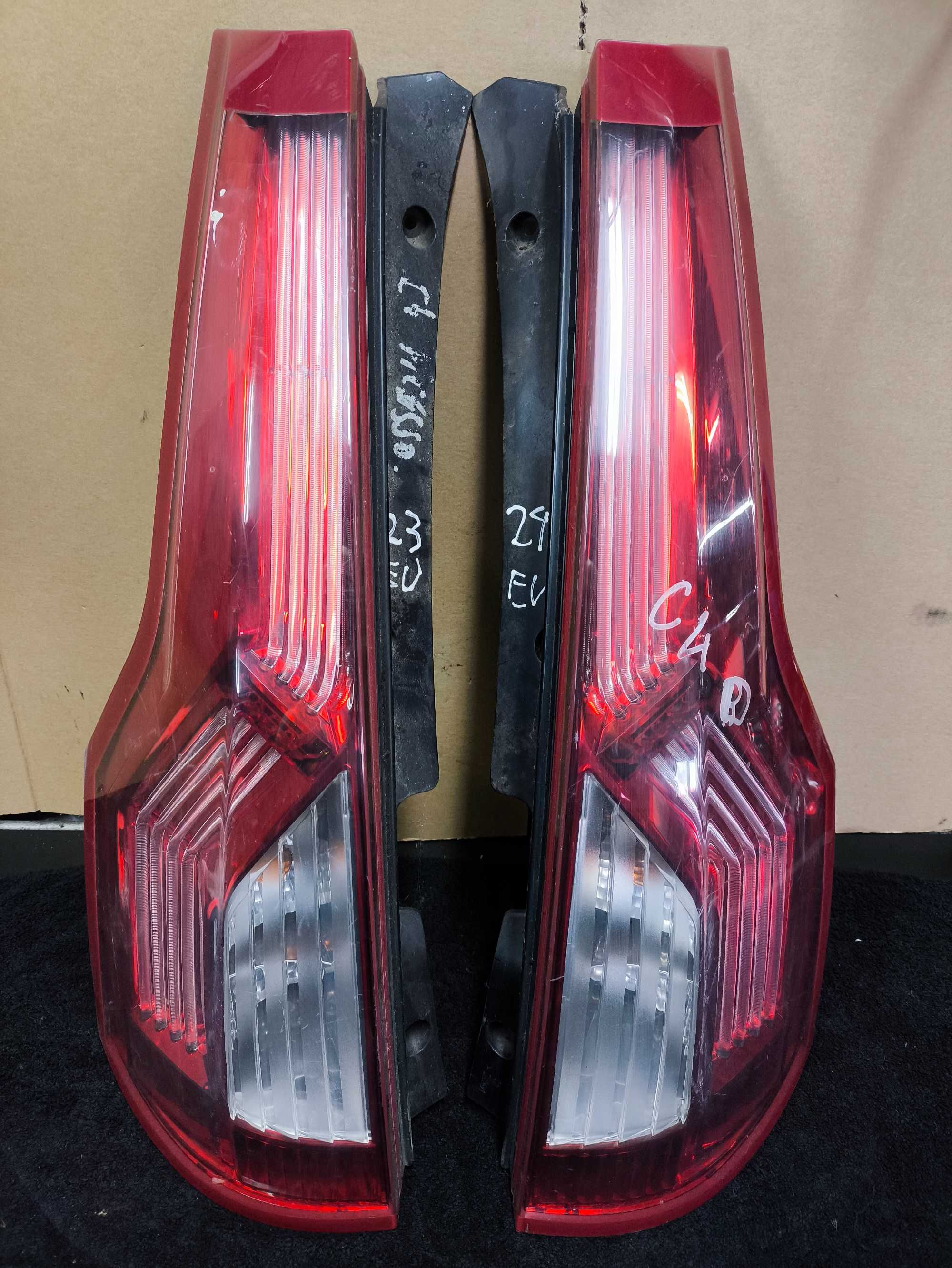Lampa tylna prawa Citroen C4 Grand Picasso Siedlce