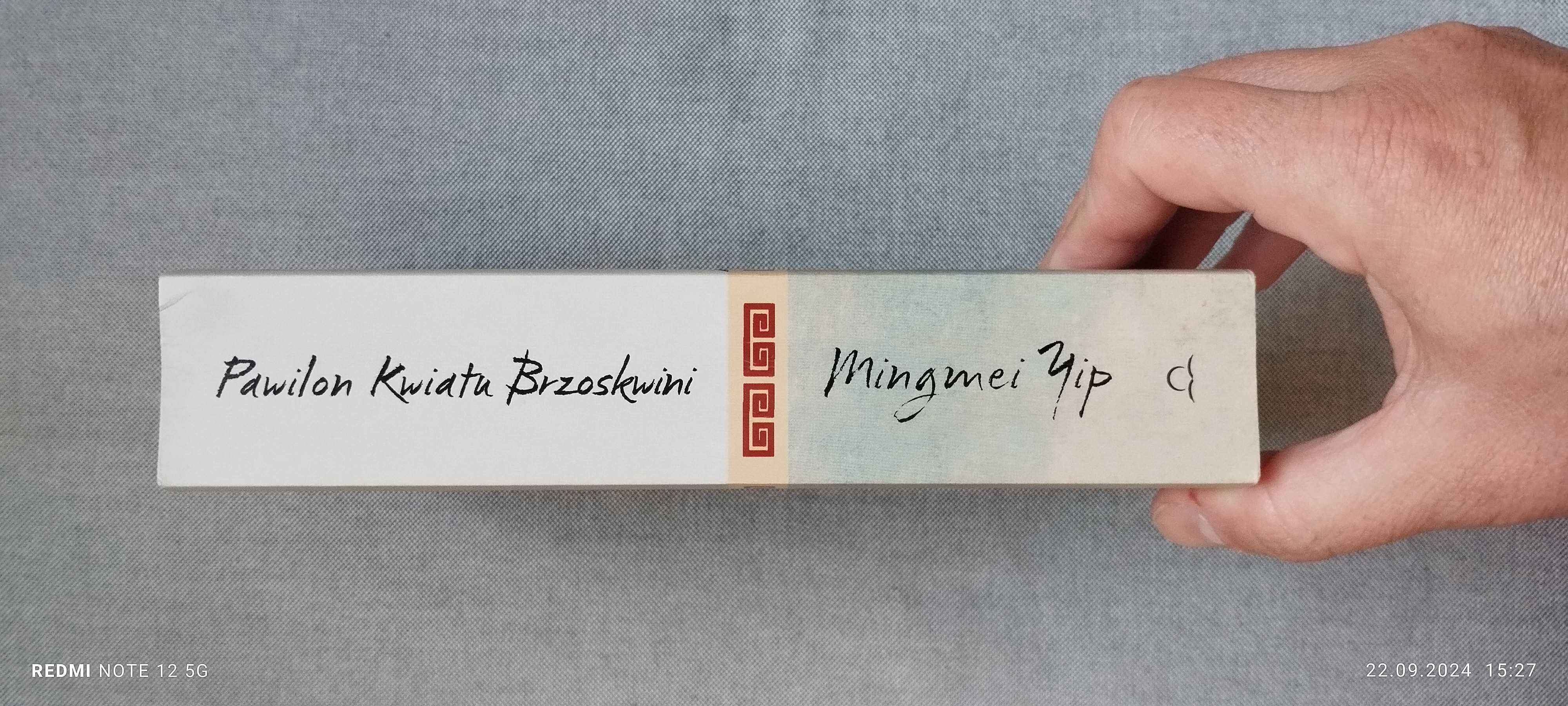Mingmei Yip "Pawilon Kwiatu Brzoskwini"