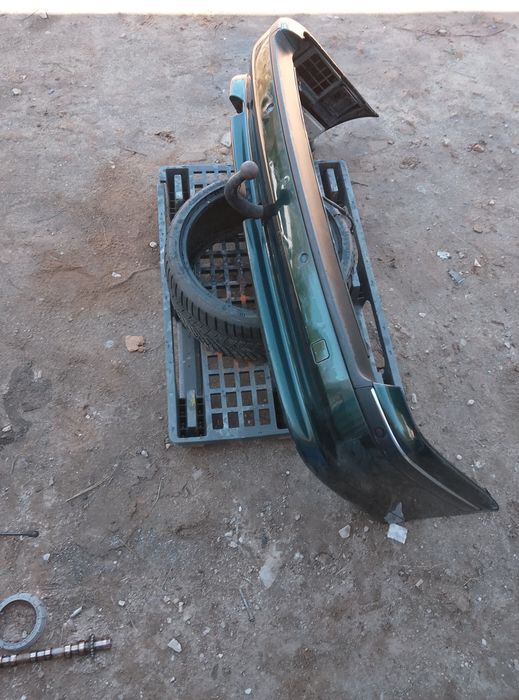 Zderzak tył tylny BMW E39 Kombi PDC