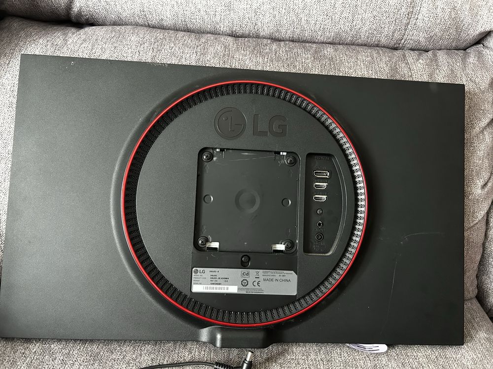 Monitor LG 24GL650