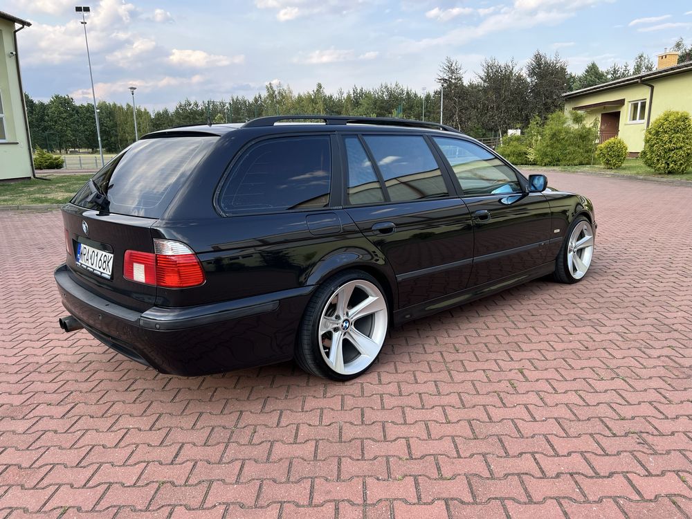 BMW e39 Touring 540i 4.4 v8 LPG
