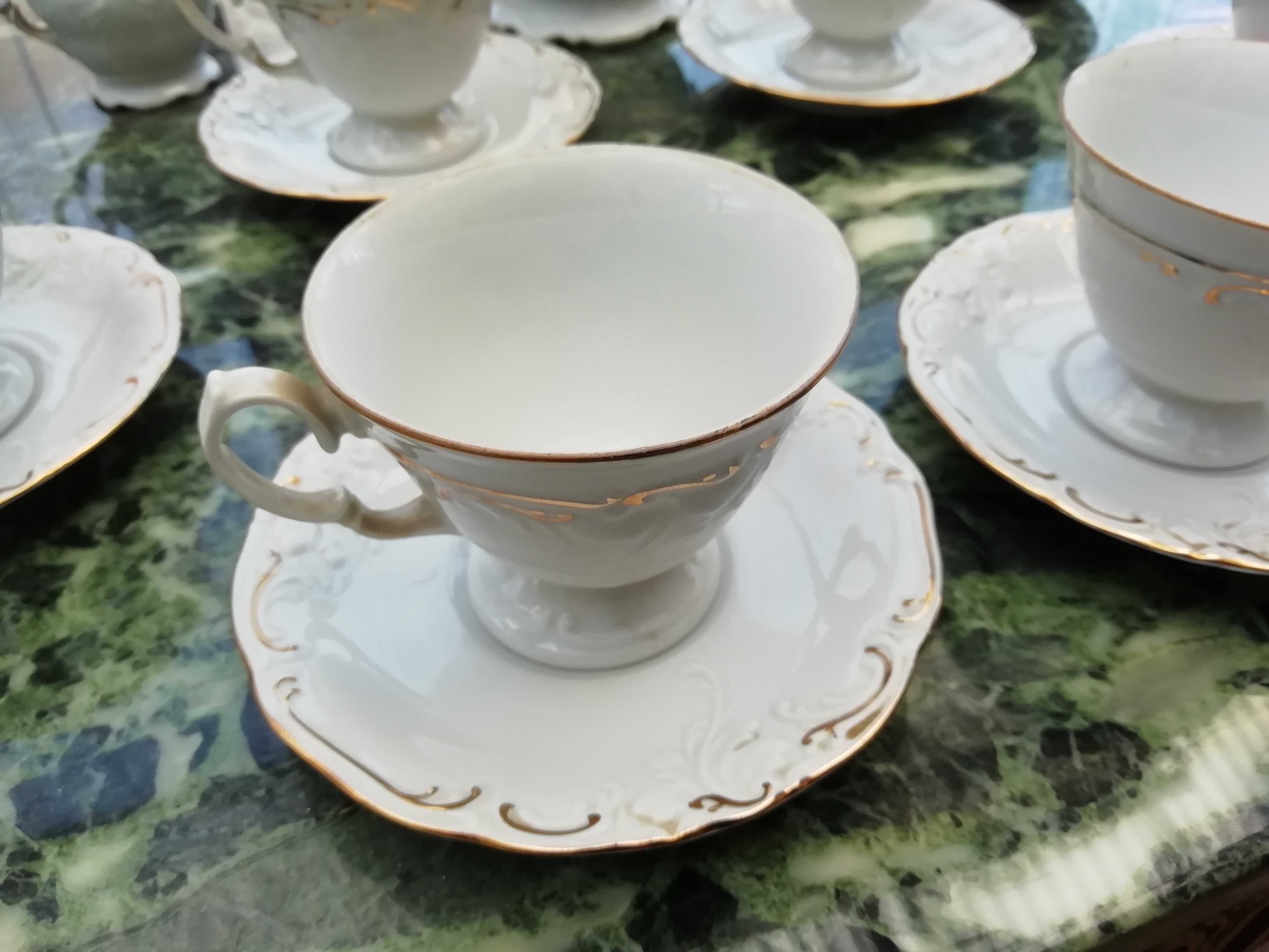 Zabytkowy serwis porcelanowy Karolina