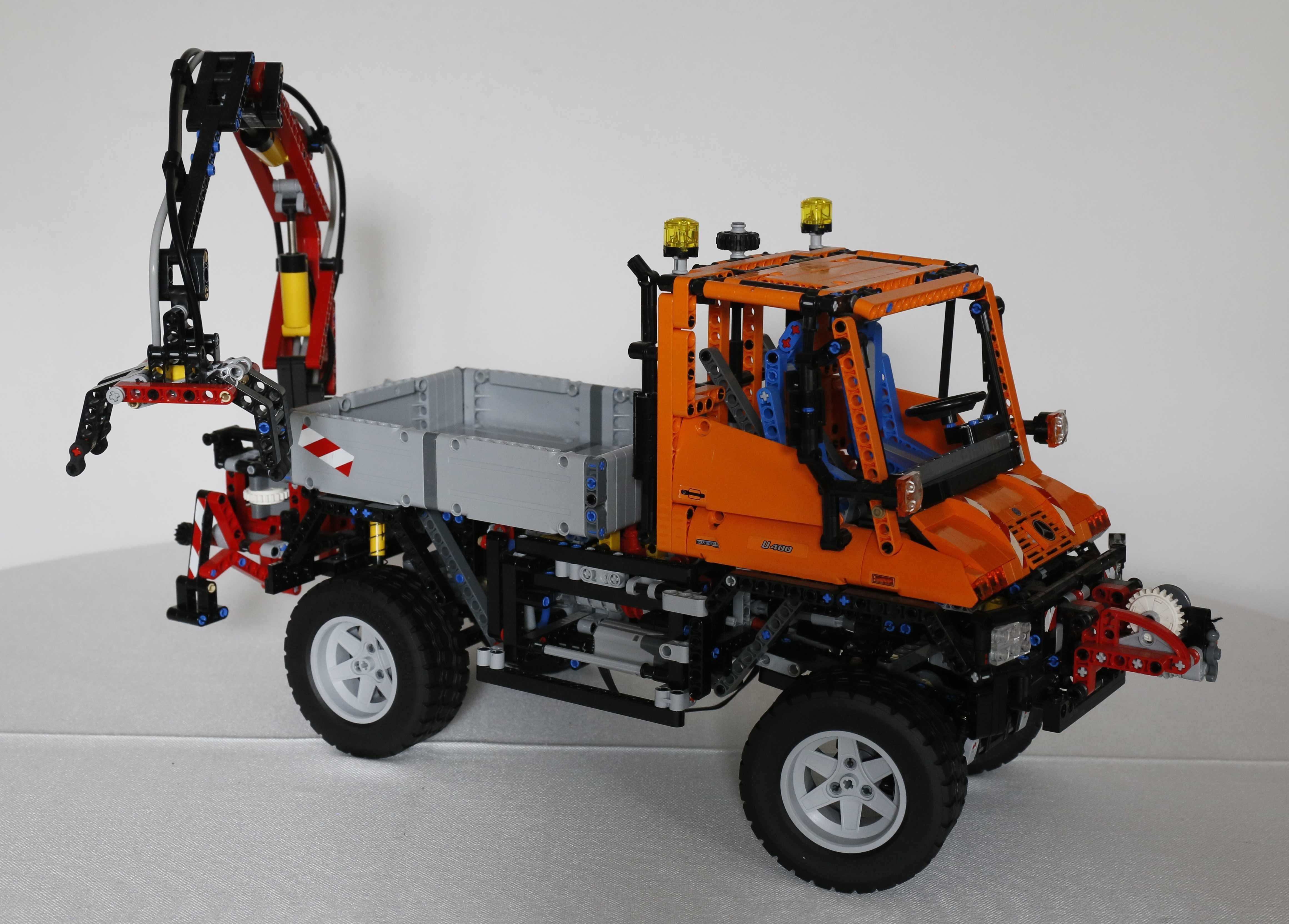 Lego Technic 8110 Mercedes Unimog U400