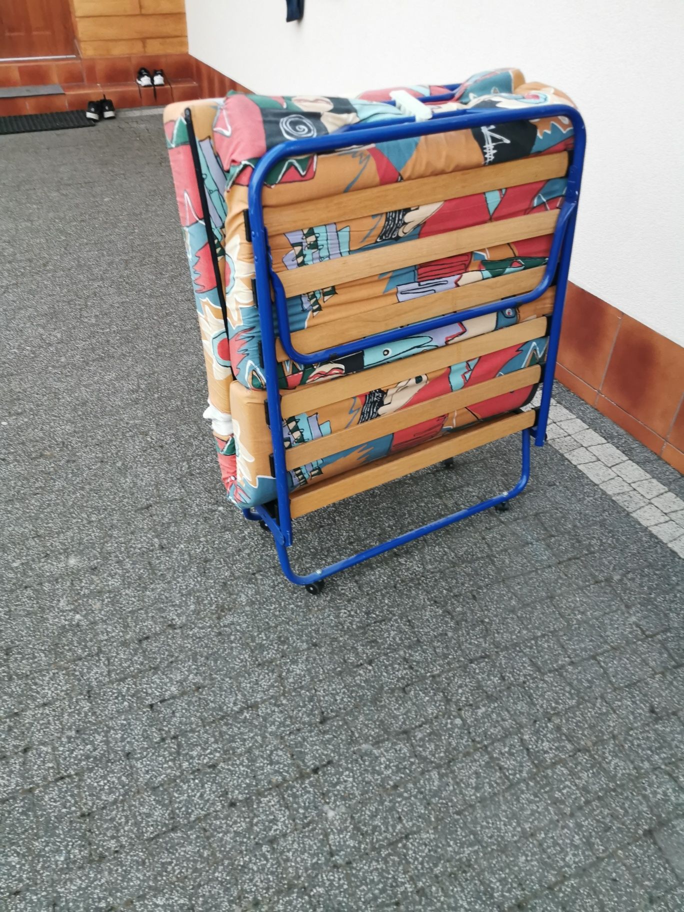 Witam sprzedam Łóżko turystyczne składane