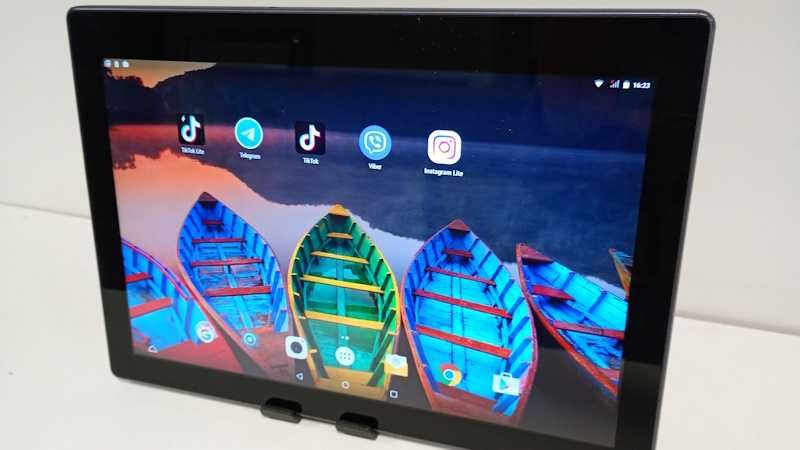 Планшет Lenovo 10 дюймів + ПОДАРУНОК
