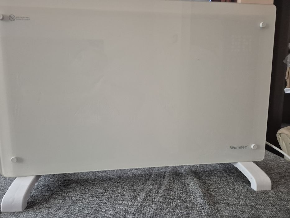 Grzejnik konwektorowy  elektryczny  firmy Warmtec EGW-20B
