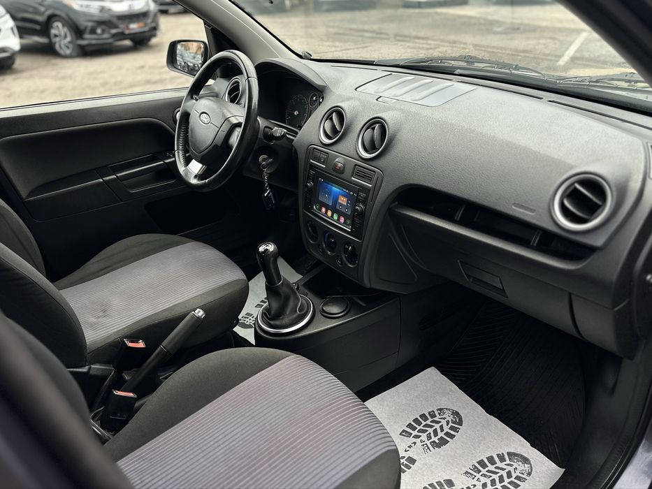 FORD FUSION 2010 року, 1.6 бензин, механіка, передній привід.