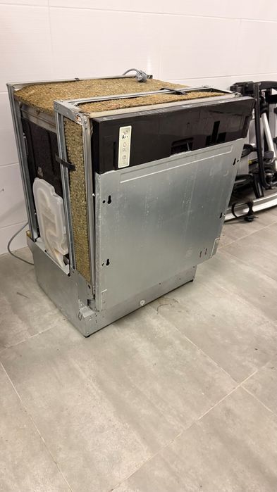 Zmywarka Whirpool ADG 7510