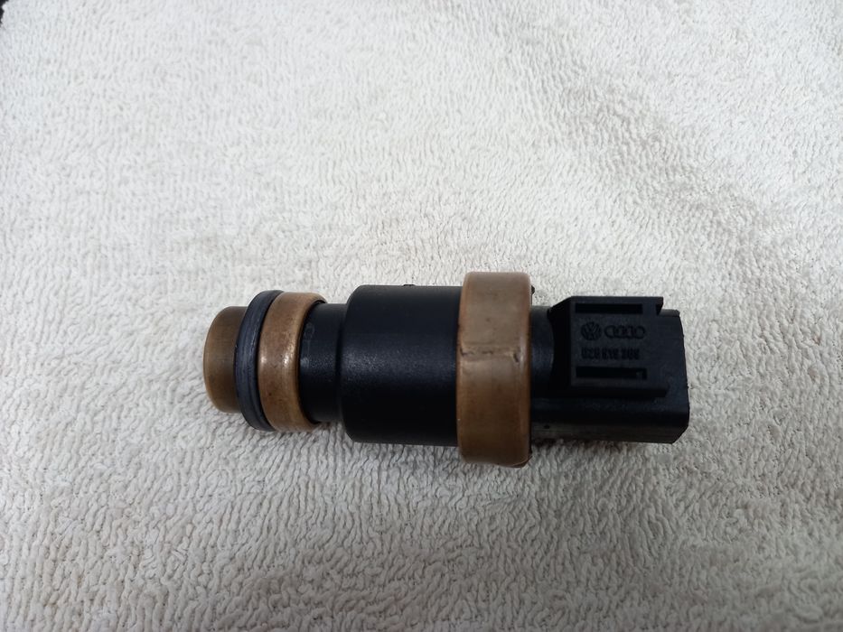 Czujnik Temperatury 6 pin Audi 80 1.9TDI 1Z