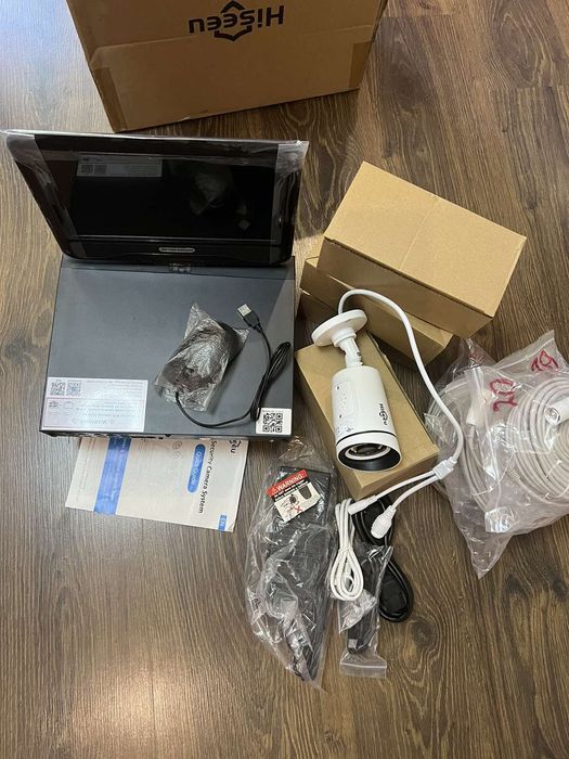 Нова система відеоспостереження Hiseeu (4 PoE камери i монітор)
Пов