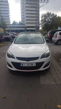 Opel Astra Opel Astra J z 2013 roku z LPG