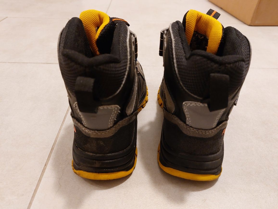 Buty zimowe Fila czarno-szare kozaki z membraną roz. 28