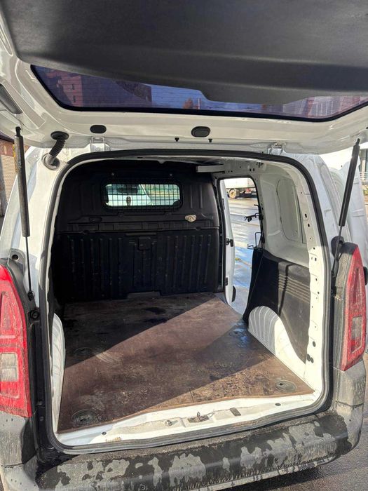 Автомобіль Opel Combo Van