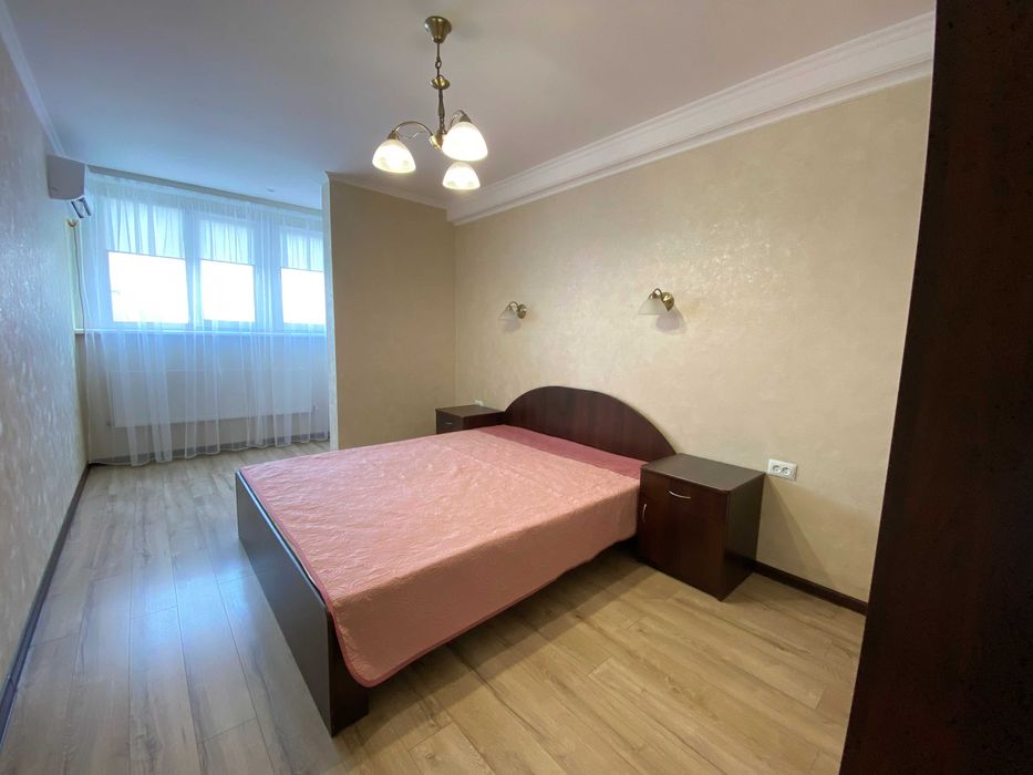 Довгострокова оренда 2 к квартири у центрі ВІД ГОСПОДАРЯ