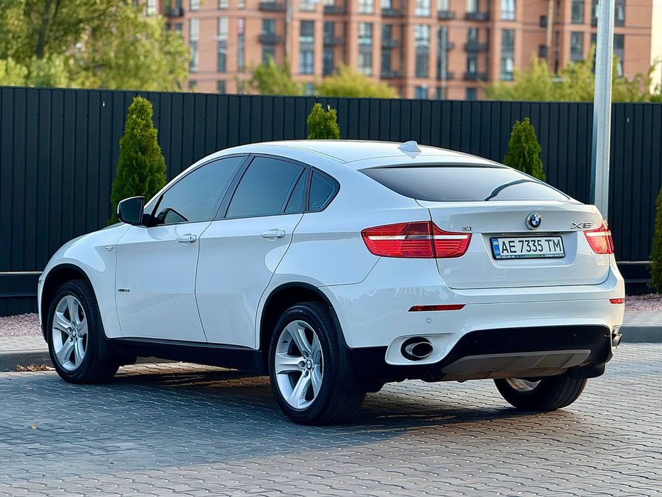 BMW Official не крашен