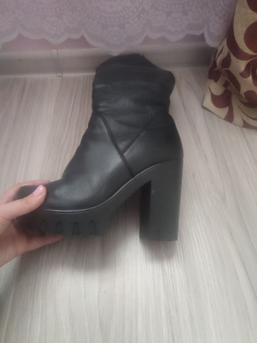 Чоботи зимові 38 розмір