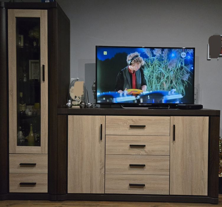 Zestaw mebli komoda + witryna