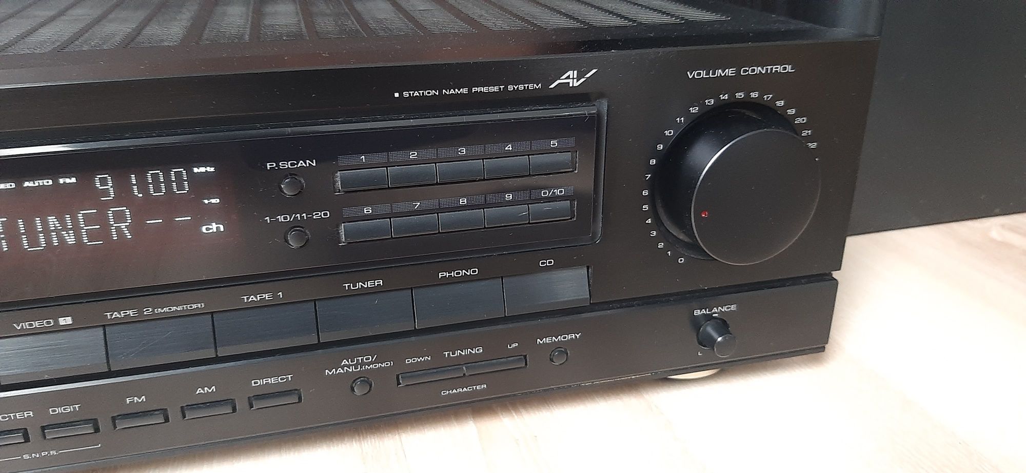 Kenwood Amplituner Stereo KR-A5010 z Korektorem