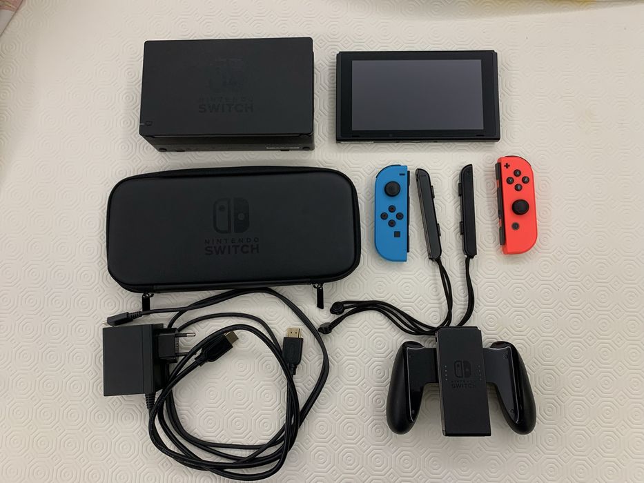 Nintendo Switch com bolsa