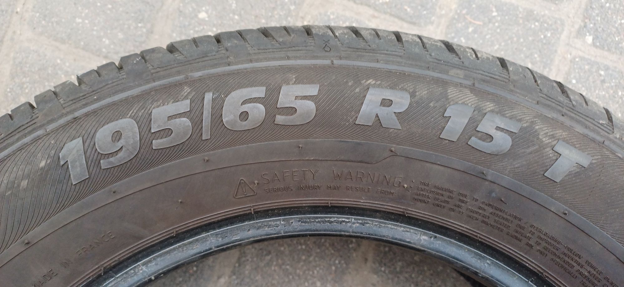 SEMPERIT 195/65R15 91T , pojedyńcza opona letnia.