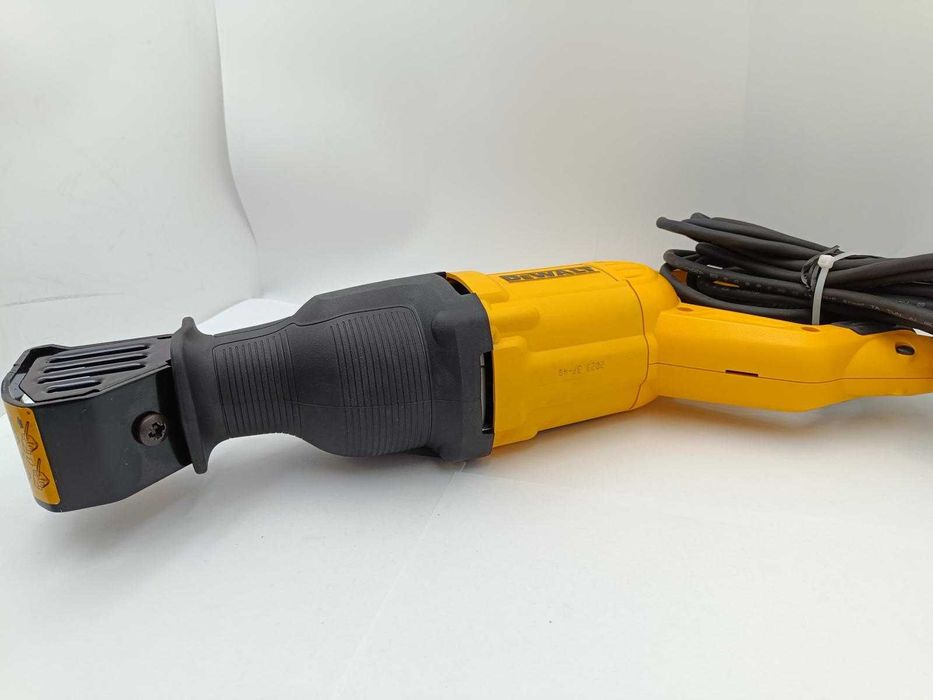 Piła Szablasta DEWALT DWE305 WALIZKA
od Loombard Jarocin