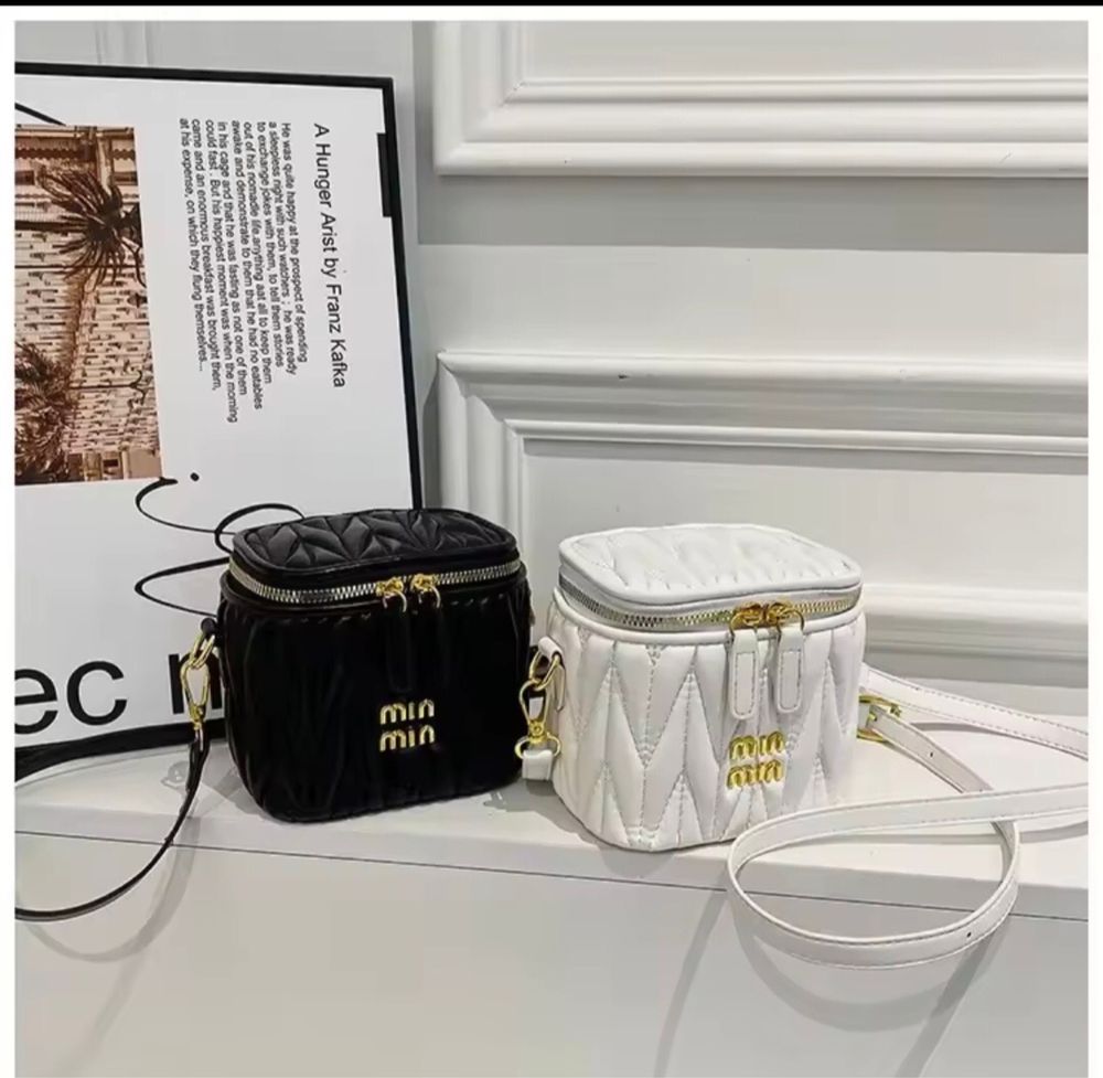 Мини сумка miu miu