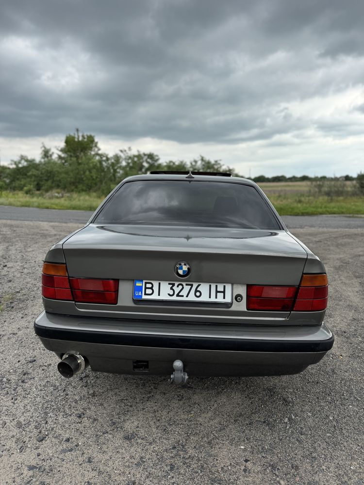 Продам BMW E34 520I м50б20