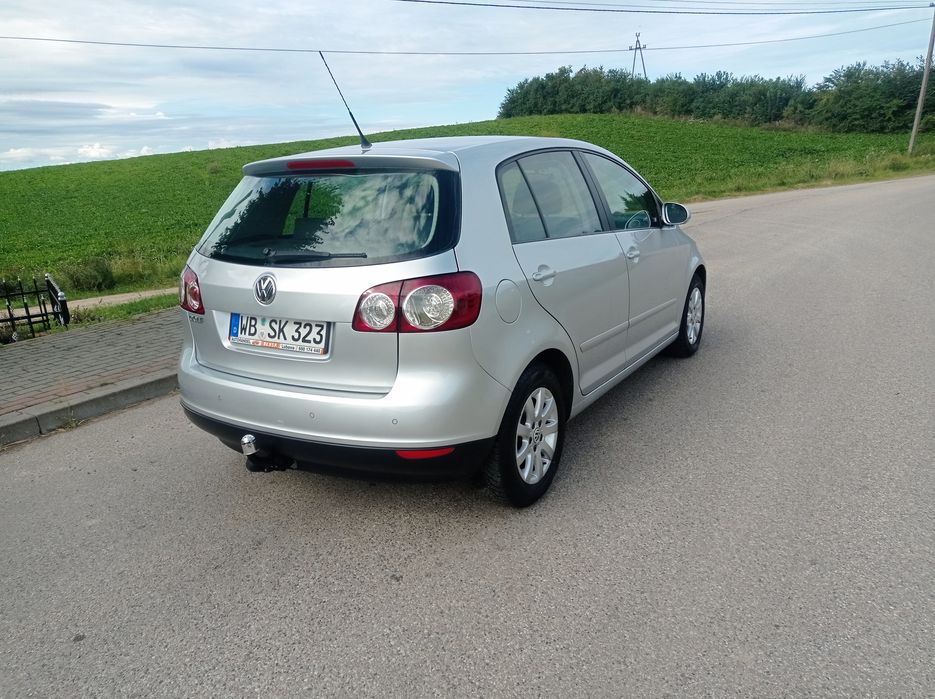 Sprzedam volkswagen golf plus 5 1,6 mpi mały przebieg jeden właściciel