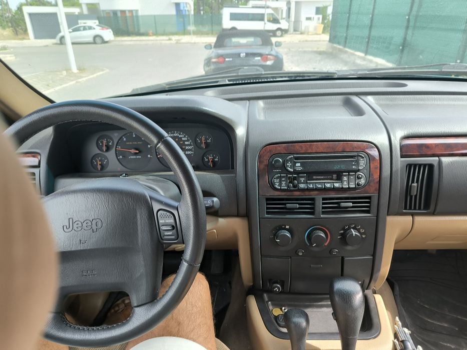 Grand Cherokee como novo
