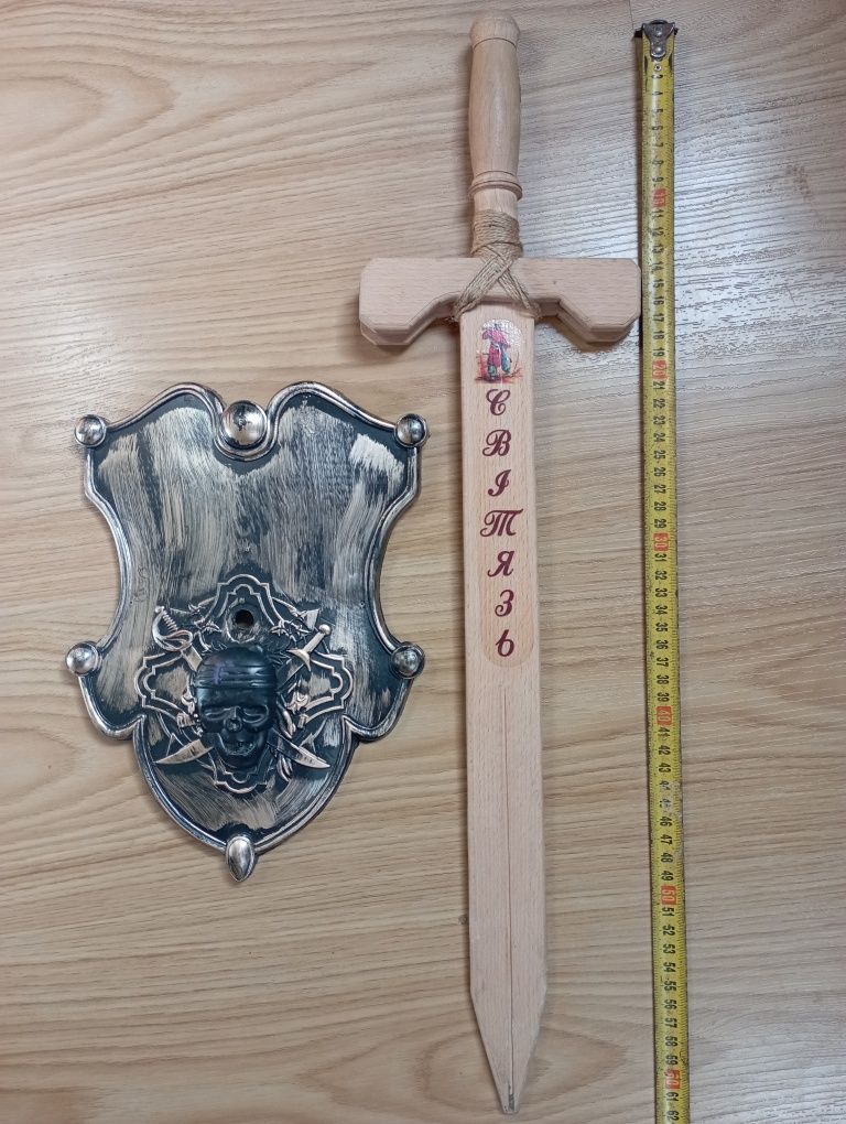 іграшка игрушка зброя богатиря рицаря меч  щит (ціна за все)