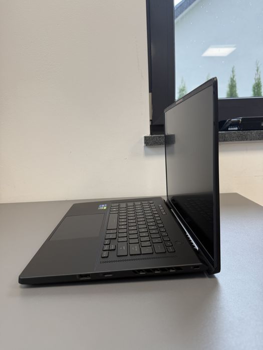 ASUS ROG Zephyrus gaming M16 i7-12700H 16GB 512 Win11 RTX3060 FV