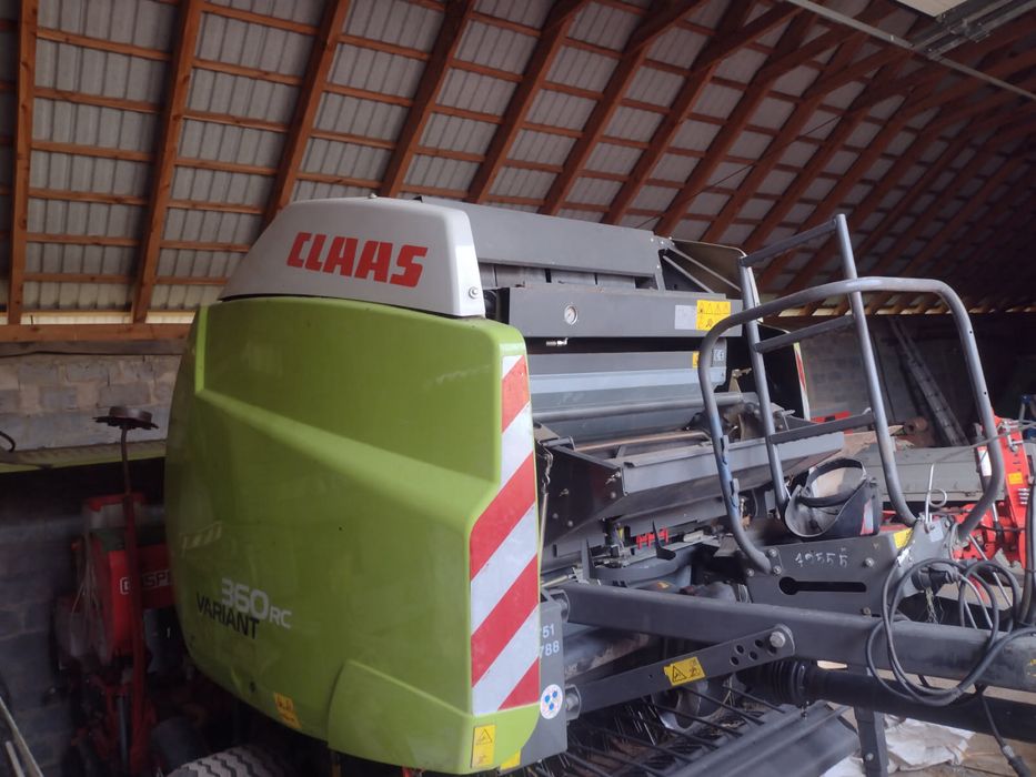 Prasa claas variant 360 RC