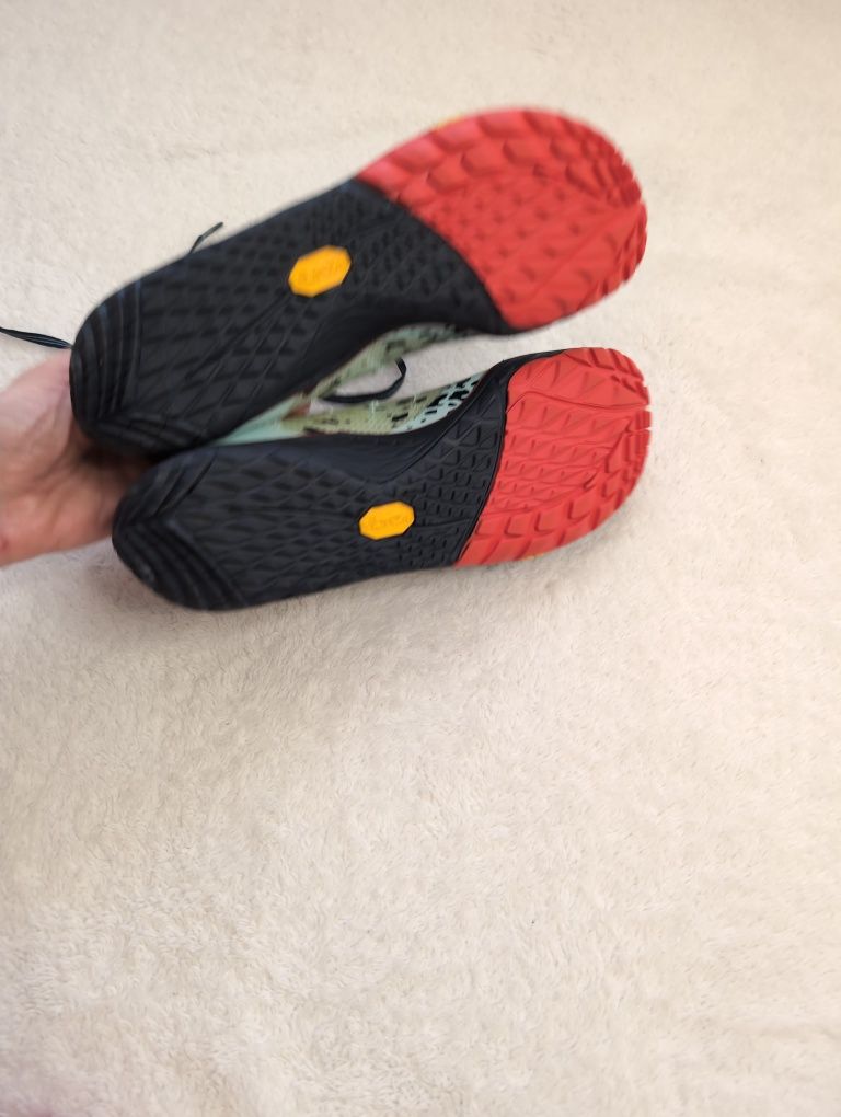 Кросівки merrell trail glove 40р 26- 26,5 см оригінальні нові