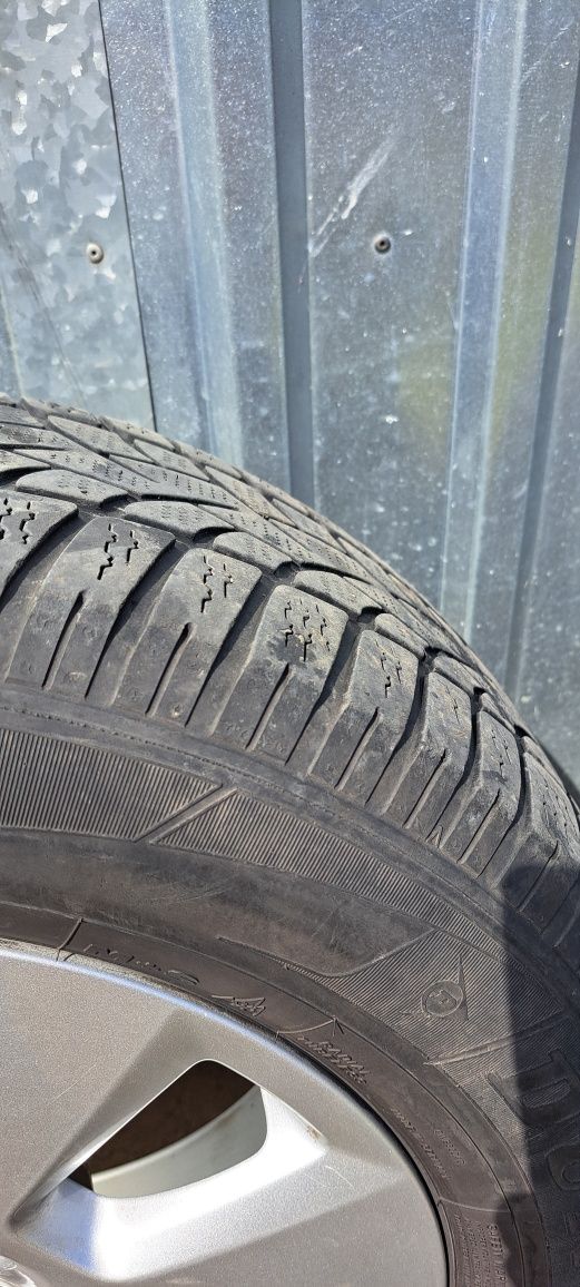 Alufelgi 17 z oponami zimowymi 225/60R17