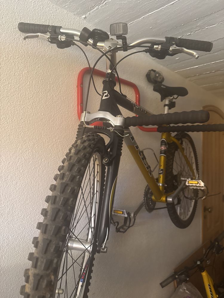 Bicicleta trek - roda 18- 4500