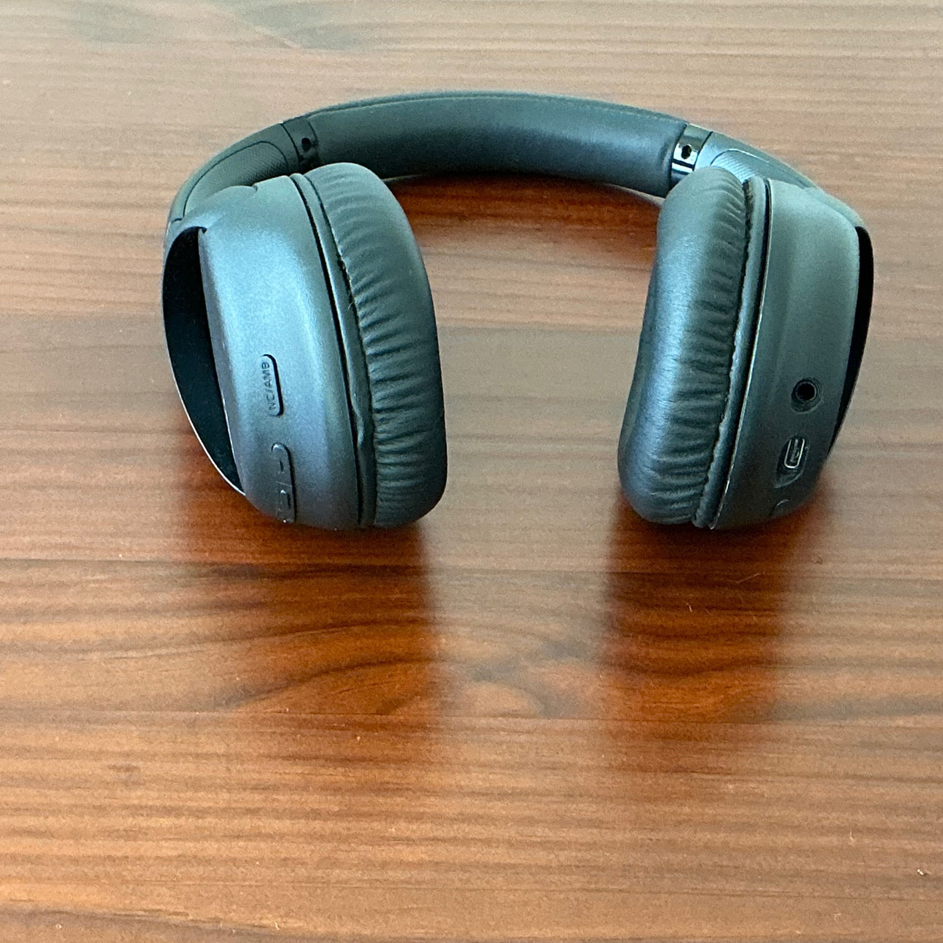 Como novos! SONY WH-CH710N Bluetooth Noise Cancelling com IA