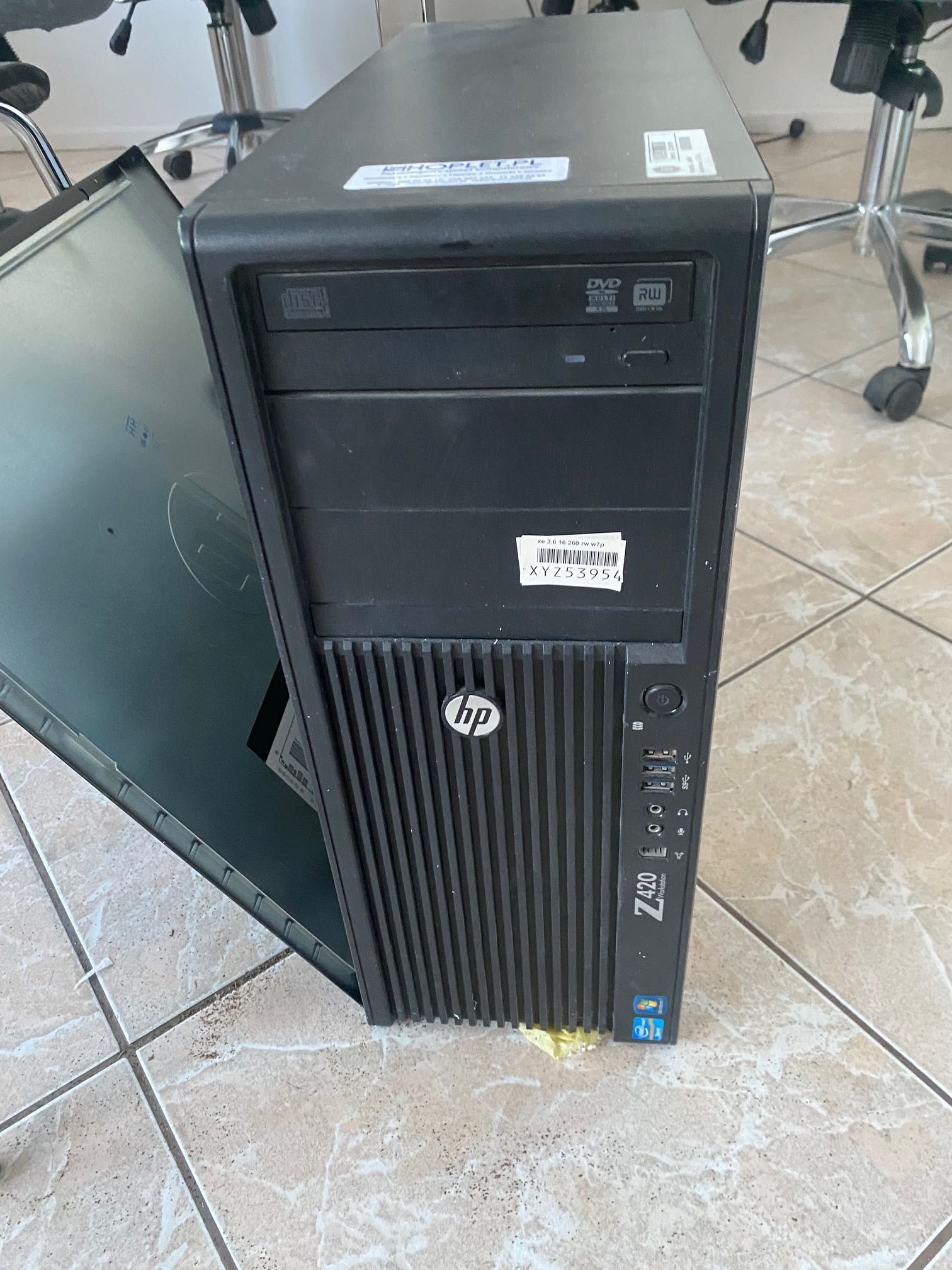 stacja robocza HP Z420 tower Xeon e5 16384 FV23%