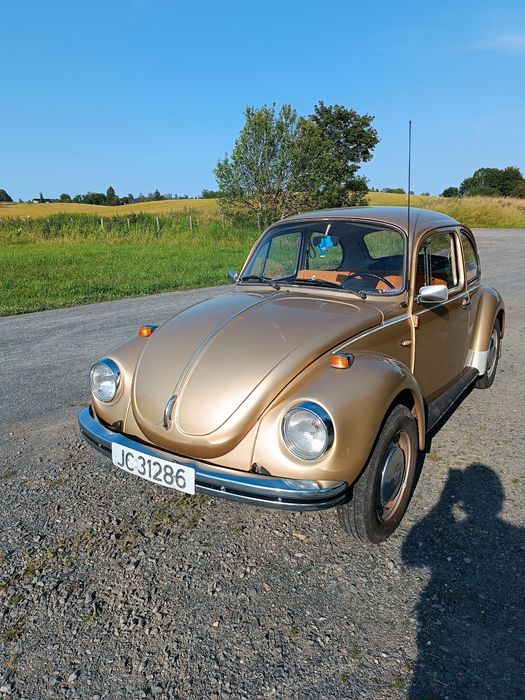 Капот Москвич  403 407,крила,двері.