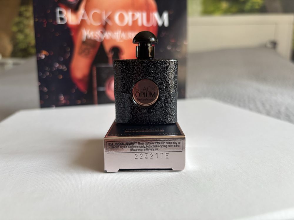 Yves Saint Laurent Black Opium miniaturka 7.5 ml
