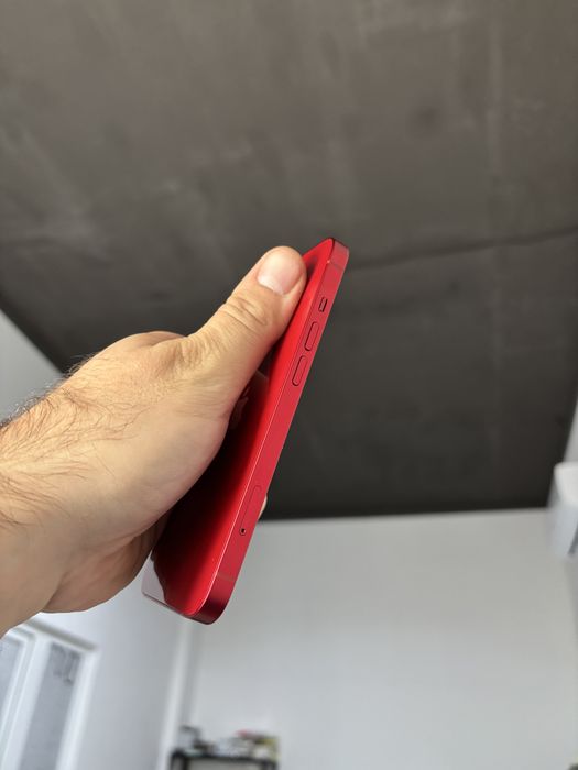 Apple iphone 13 128 gb червоний айфон з коробкою