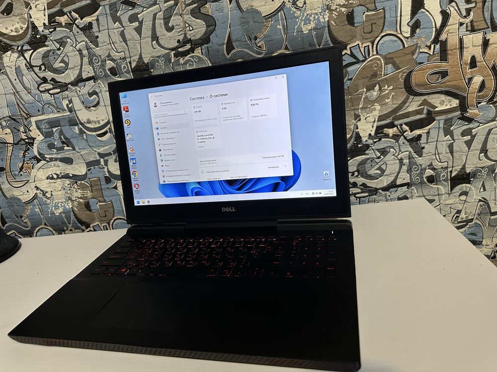 Игровой ноутбук Dell 7567 • i5‑7300HQ • GTX 1050 Ti  • 8GB • SSD • IPS