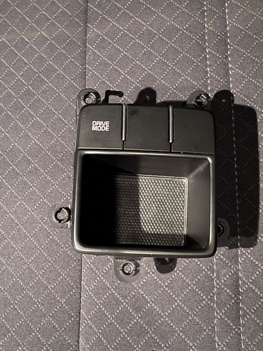 Панель с кнопкой Kia sorento 2015-2019г.в.