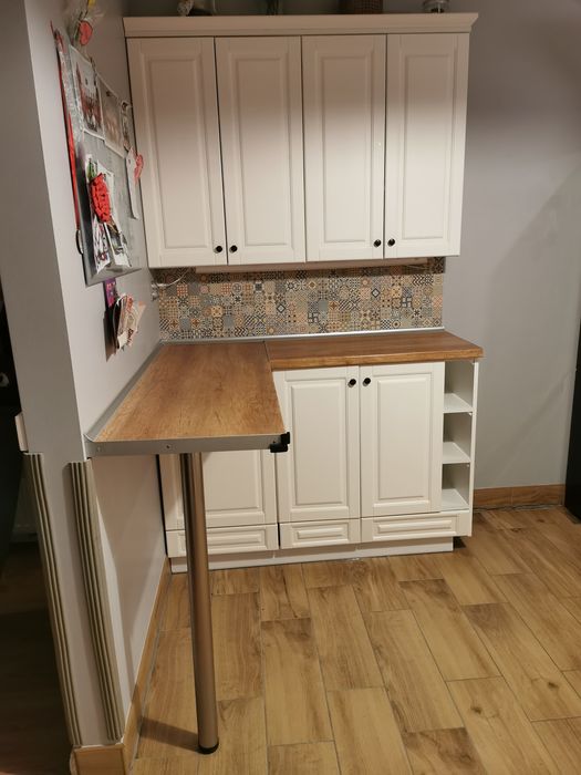Meble kuchenne białe - używane.