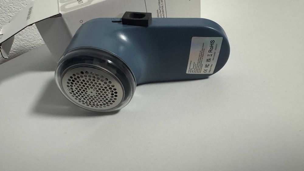 Машинка для видалення катишків на аккамуляторі