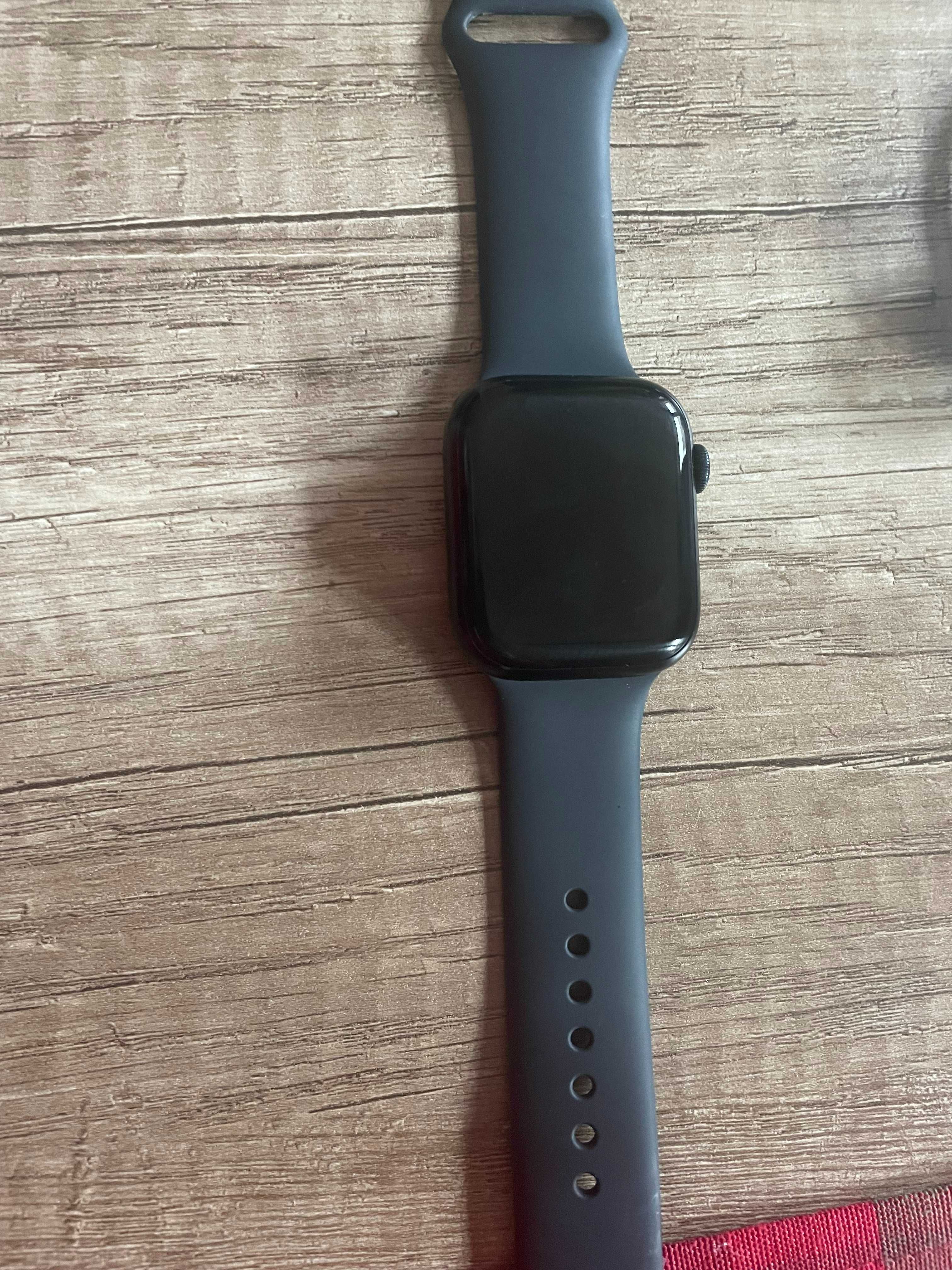 Apple watch series 8 Midnight Aluminium